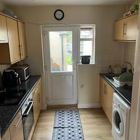 Private In A Shared House 115/1 * Bristol