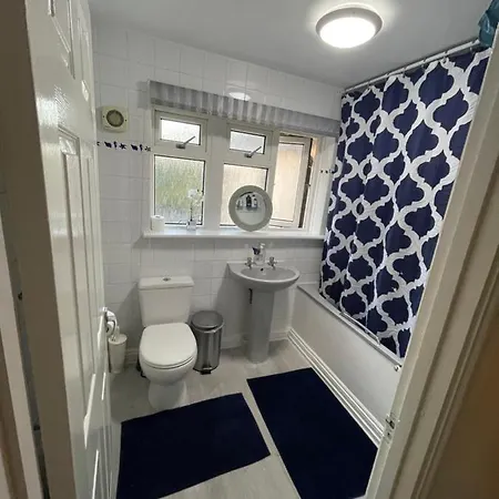 Private In A Shared House 115/1 Bristol